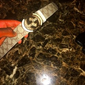Gucci belt